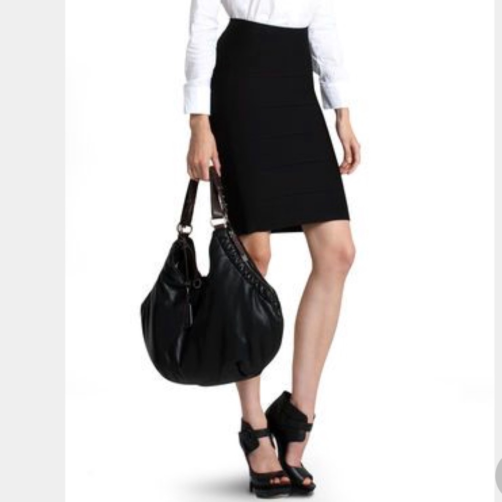 BCBG Maxazaria Black stretchy Skirt XS